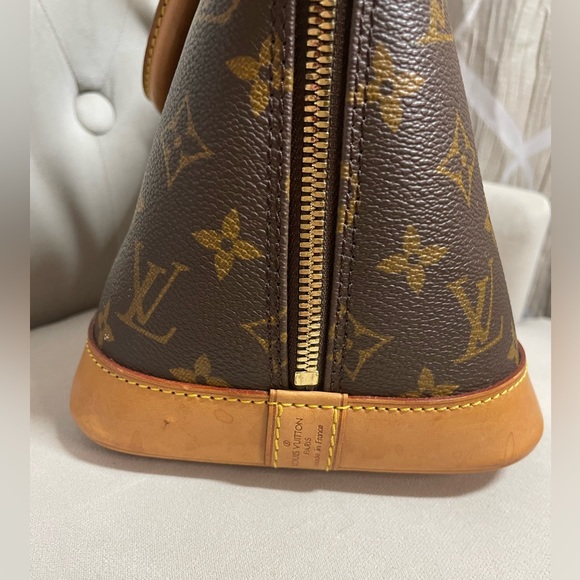 🔥Louis Vuitton Alma with Shopping Bag, Dustbag and PM Authentication! - Picture 13 of 16